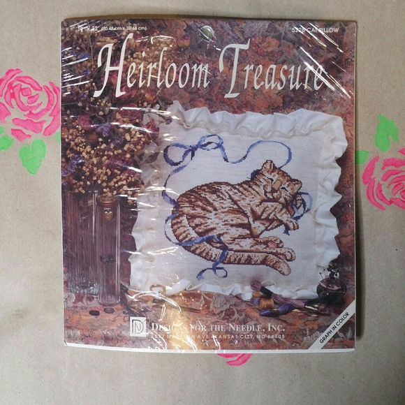 NEW Cat Cross Stitch Pillow Kit 5228 - Picture 2 of 6